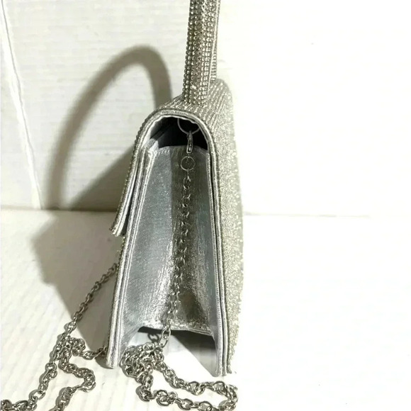 Jewel Badgley Mischka silver acrylic and polyester crystal satchel handbag - Picture 4 of 7